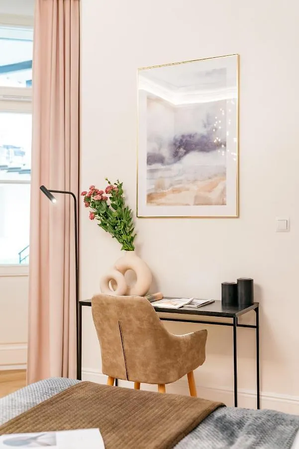 Dandelion Apartment - Loftaffair Kraków Polska